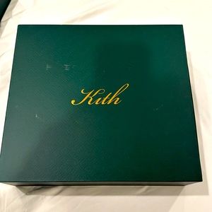 KITH kithmas women's pajamas